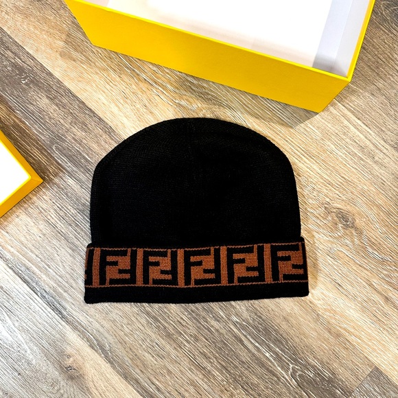 Fendi Other - FENDI Beanie Black